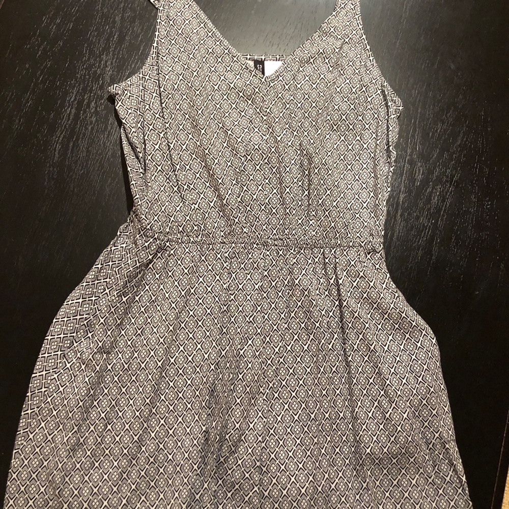 Brand new H&M black white romper size 10 w/tags